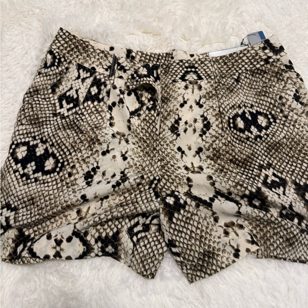 Worthington Snake Print Women Shorts